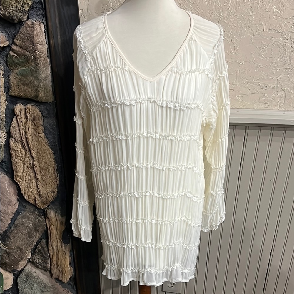 Elegant White Women's Top